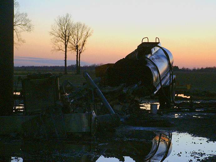 Tanker Spill in Need of Environmental Emergency Cleanup